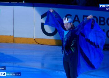 В Казани для детей бойцов СВО устроили ледовое шоу