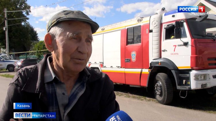 В казанском поселке хозяин дома, на который упала авиамодель, рассказал подробности происшествия