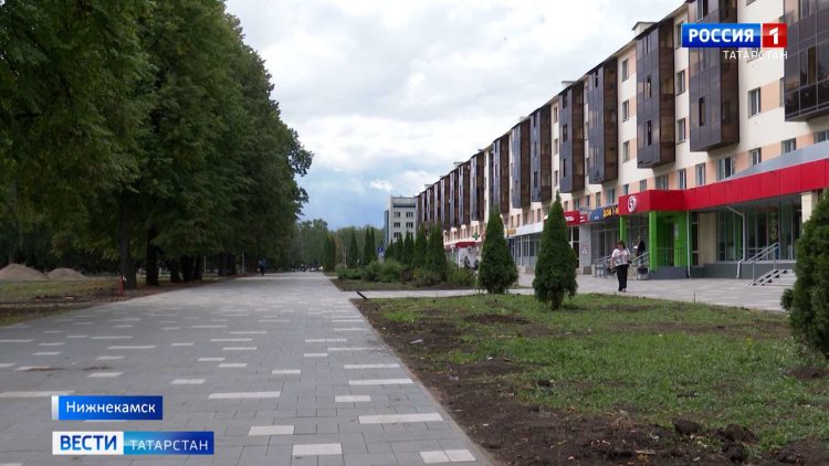 В Нижнекамске реконструкцию Школьного бульвара завершат к концу августа