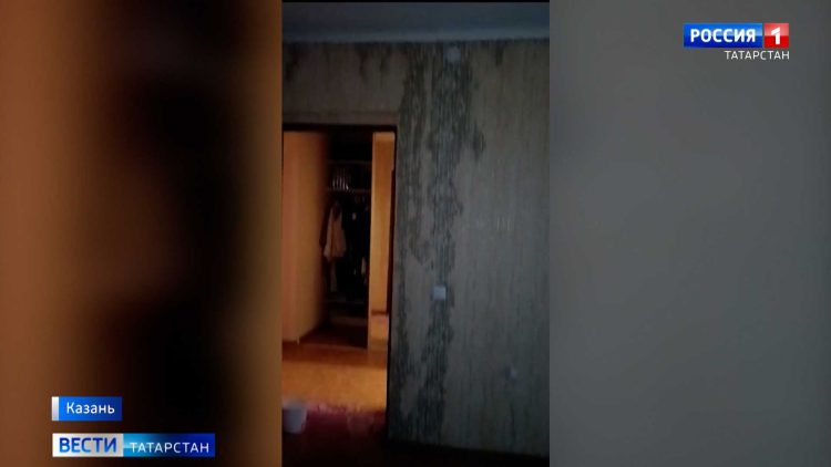 В Казани жильцов дома на Актайской затопило из-за мусора в ливневке
