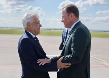 Комаров прибыл в Татарстан с рабочим визитом