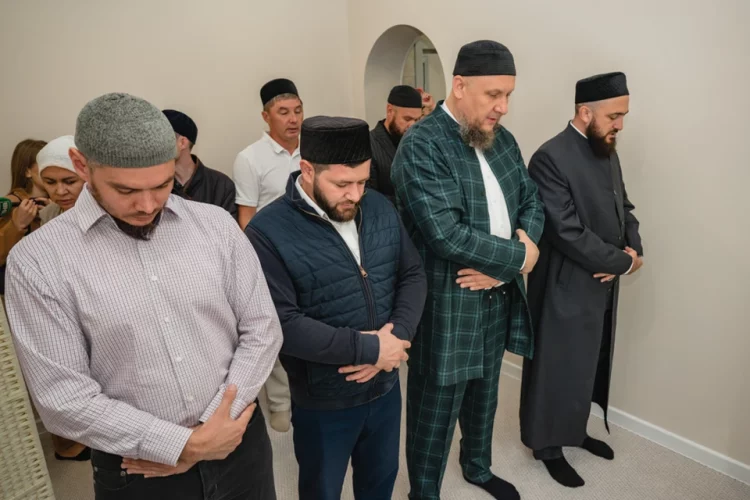 В РКБ Казани открыли еще одну молельную комнату