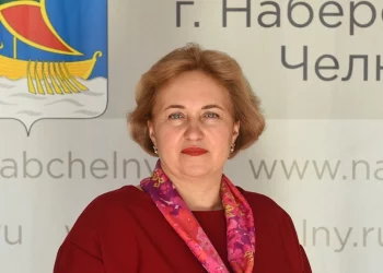 В Челнах школу №34 возглавила бывший начальник отдела опеки