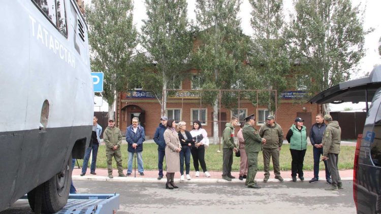 Из Буинского района в зону СВО отправили УАЗ, принтеры и маскхалаты