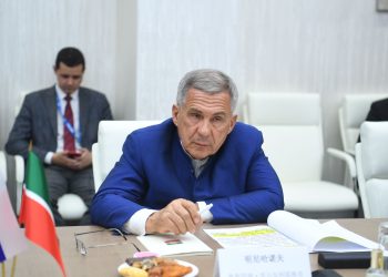 Минниханов встретился с руководством компании CHN Energy