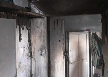 В Елабуге при пожаре в доме пострадали двое