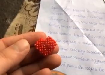 Участник СВО из Буинска показал, какие талисманы им присылают дети