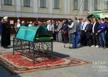 В Казани простились с народной артисткой РТ Флерой Сулеймановой