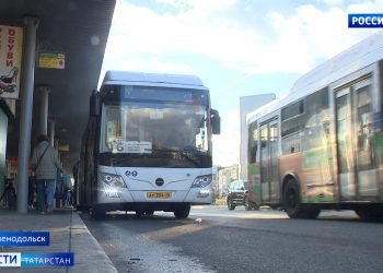 Жители Зеленодольска жалуются на нехватку и долгое ожидание автобусов