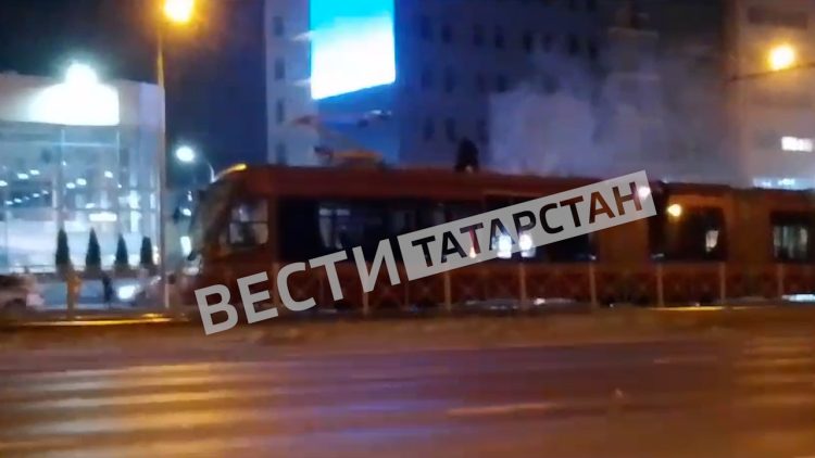 В Казани загорелся трамвай №5