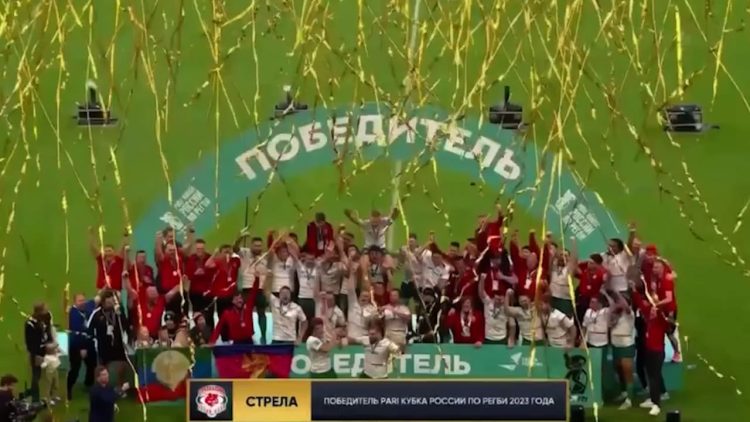 Минниханов поздравил казанский клуб «Стрела» с победой в Кубке России по регби