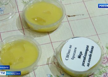 Волонтер из Мамадыша рассказала, как изготавливает лечебную мазь для бойцов СВО