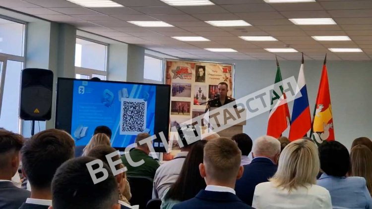 Иван Додосов Герой России провел «Урок мужества» в Пестречинской школе №1