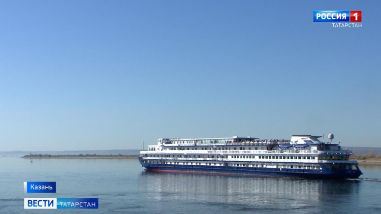 По маршруту «Великий волжский путь»: участники СВО из Татарстана с семьями отправились в круиз по Волге