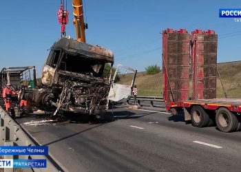 Четыре человека пострадали из-за ДТП с большегрузами на трассе М7