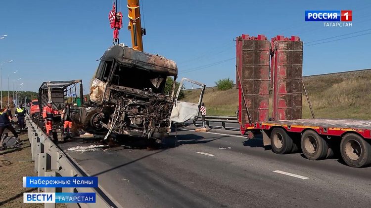 Четыре человека пострадали из-за ДТП с большегрузами на трассе М7