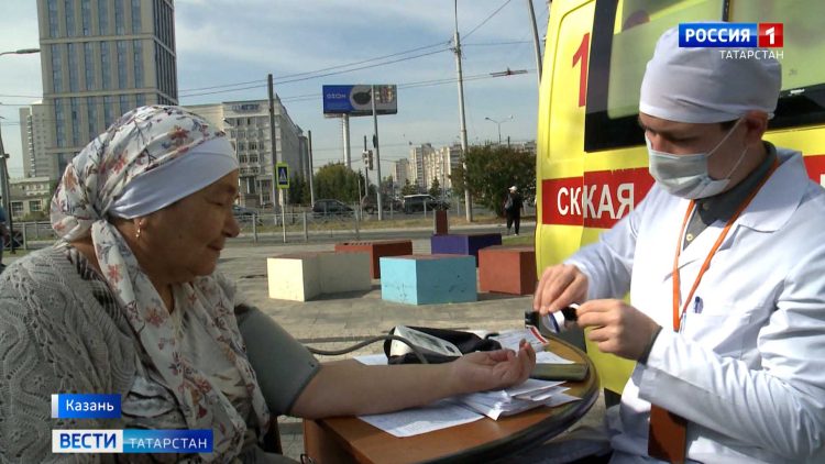 Быстро и удобно: в Казани заработали мобильные пункты вакцинации