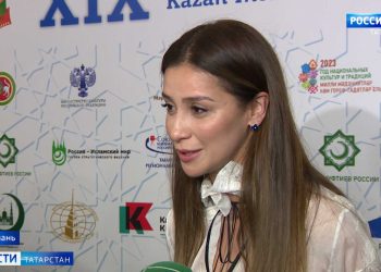 Равшана Куркова впервые посетила Международный фестиваль мусульманского кино в Казани