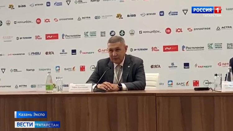 Рифкат Минниханов предложил создать единый центр компетенций по ИТС
