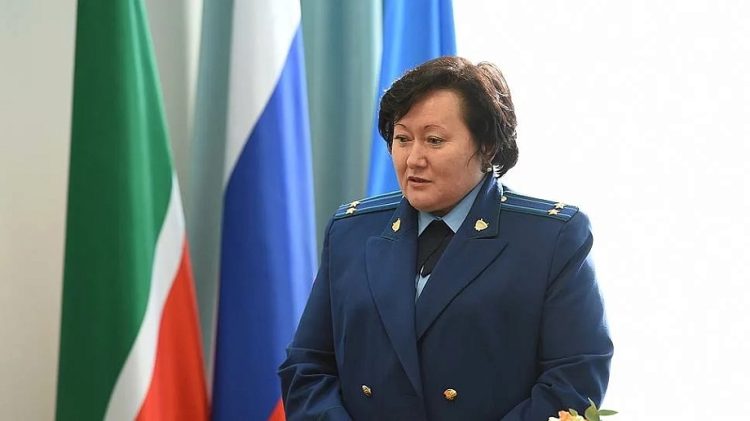 Прокурор Нижнекамска покинула должность