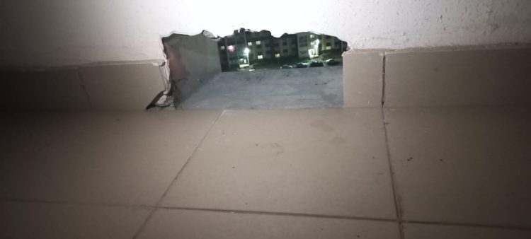 Ребенок, который погиб в ЖК «Салават Купере», мог упасть через отверстие на общем балконе