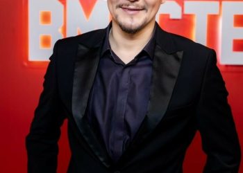 Певец из Татарстана прошел в полуфинал шоу «Ну-ка, все вместе!»