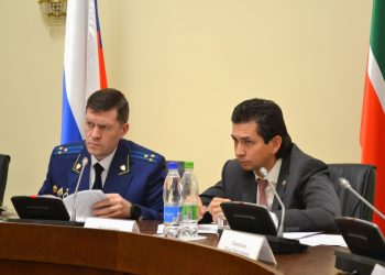 Прокурор РТ Альберт Суяргулов и бизнес-омбудсмен Фарид Абдулганиев провели прием предпринимателей