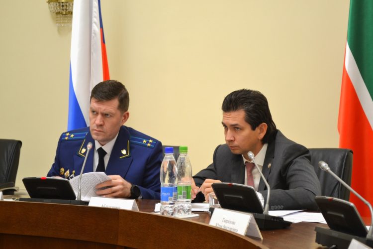 Прокурор РТ Альберт Суяргулов и бизнес-омбудсмен Фарид Абдулганиев провели прием предпринимателей