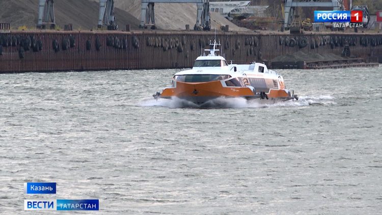 Из Нижнего Новгорода в Казань впервые за 20 лет прибыл метеор