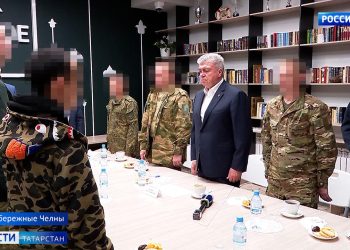 Магдеев провел встречу с бойцами СВО, прибывшими в отпуск