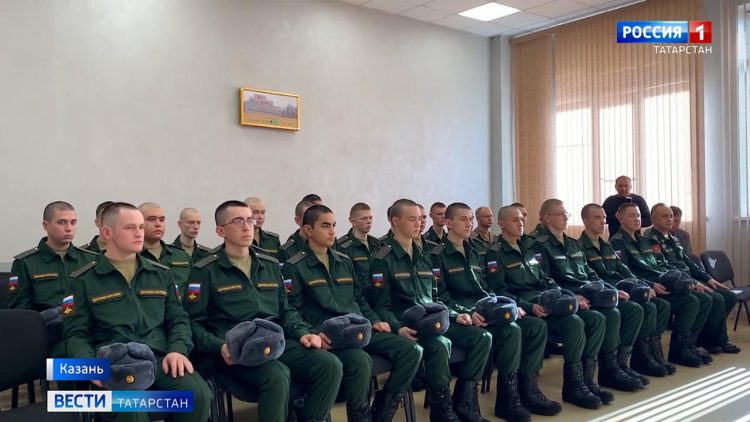 Первая группа призывников из Татарстана в рамках осеннего призыва отправилась на срочную службу