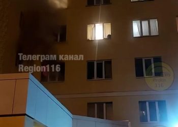 В Казани пожарные спасли десять человек из горящего общежития КФУ
