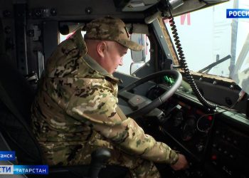 Сексолог о браке 53-летней Айсылу и 22-летнего Даниила: «Этот брак назвать нормальным – невозможно»