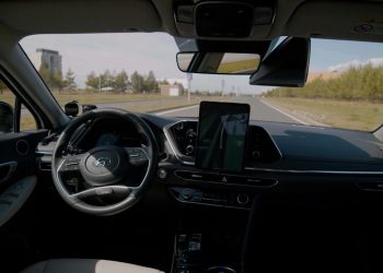 В Иннополисе беспилотный автомобиль проехал без человека