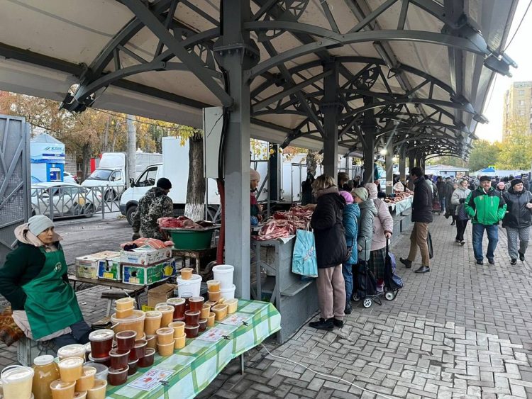 Буинские аграрии реализовали 50 тонн продукции на ярмарке в Казани