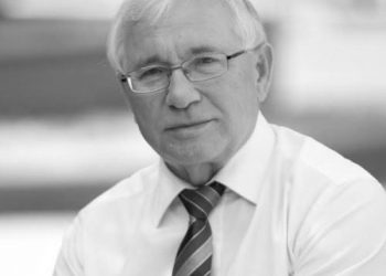 На 76-м году жизни не стало известного поэта и экс-депутата Госсовета РТ Разиля Валеева