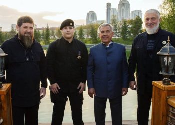 Минниханов наградил Адама Кадырова орденом «Дуслык»