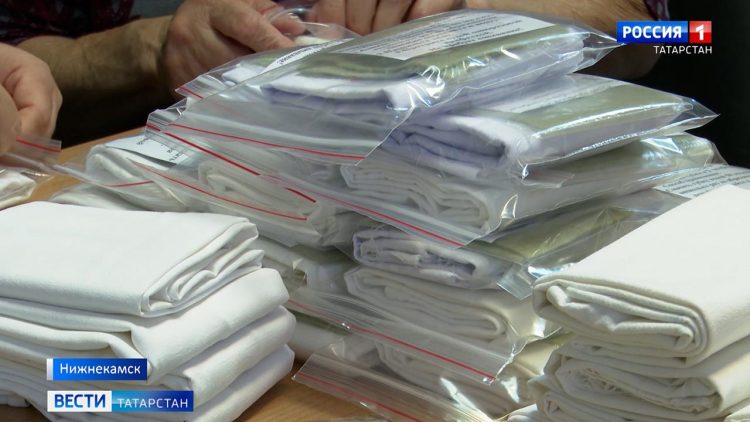Нижнекамские волонтеры направили в зону СВО 18 тыс. упаковок сухого армейского душа