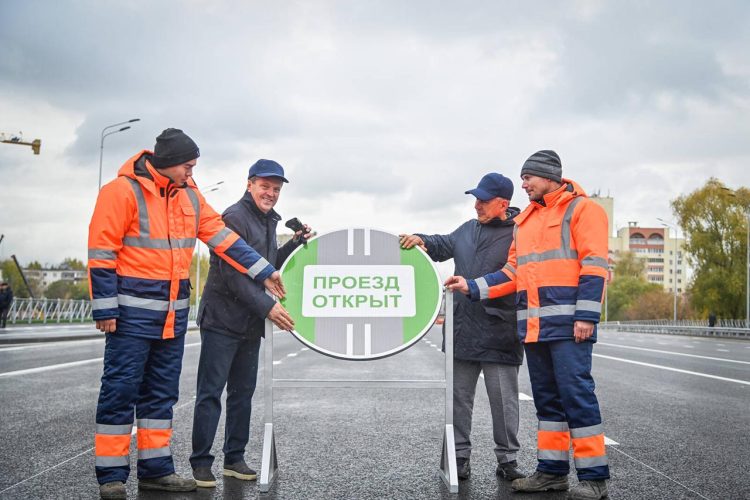 В Казани открыли движение по мосту на улице Назарбаева