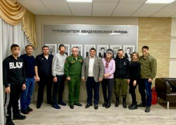 Радмир Беляев провел встречу с бойцами СВО и их семьями