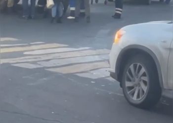 В Казани КАМАЗ сбил двух пешеходов