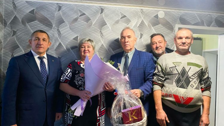 Глава Лаишевского района навестил матерей участников СВО