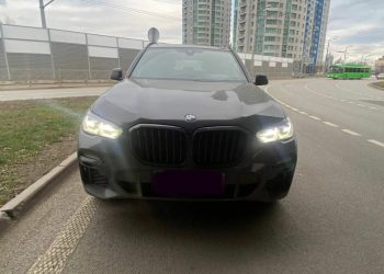 Директор фирмы из Казани отдал долг в 500 тысяч, чтобы не лишиться BMW