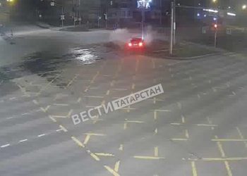 В Казани водитель каршеринга попытался скрыться от ДПС
