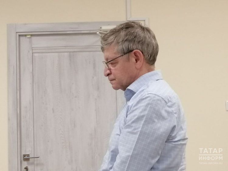В Татарстане судят врача, незаконно выдавшего справку водителю, насмерть сбившему ребенка