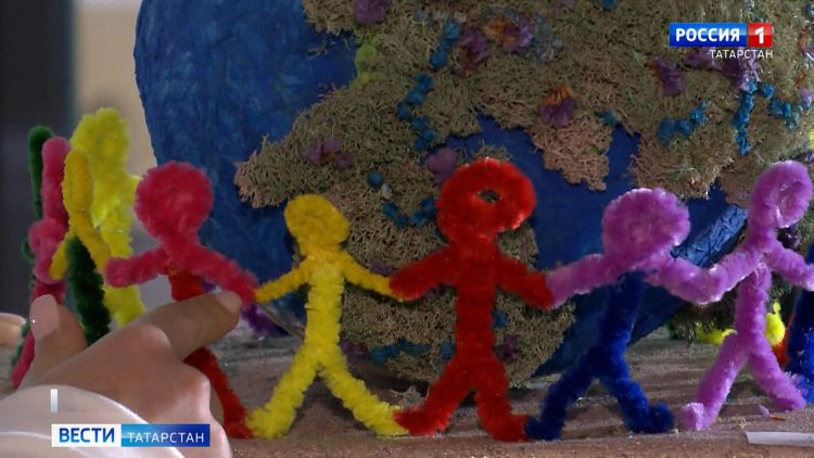 «Я хочу, чтобы планета была чистая»: участники марафона «Шар желаний» представили макеты Земли из вторсырья