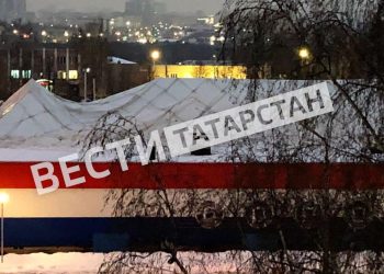 В Челнах обрушилась крыша ледового дворца