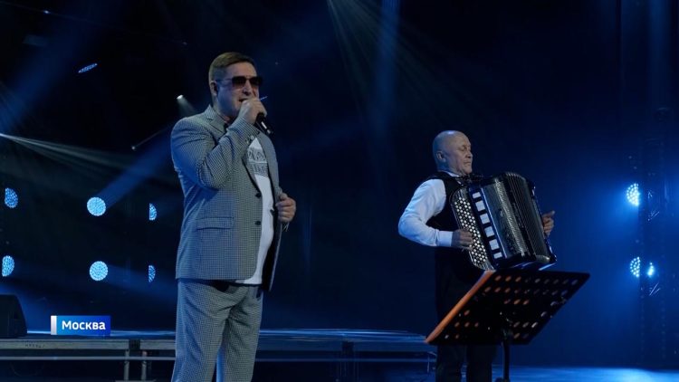 В Москве звезды татарской эстрады представили лучшие хиты на фестивале «Татар жыры»