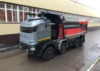 В Челнах заметили беспилотный самосвал КАМАЗа «Робокоп»