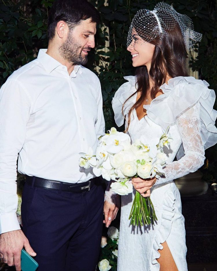 Нападающий «Ак Барса» Александр Радулов в третий раз стал отцом